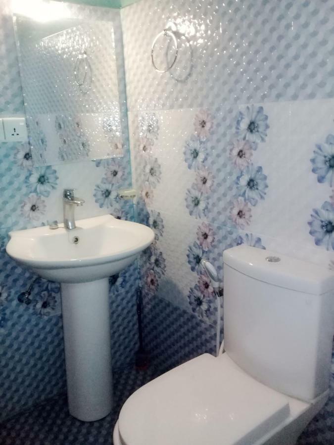 Ella Summer Lesser Room photo